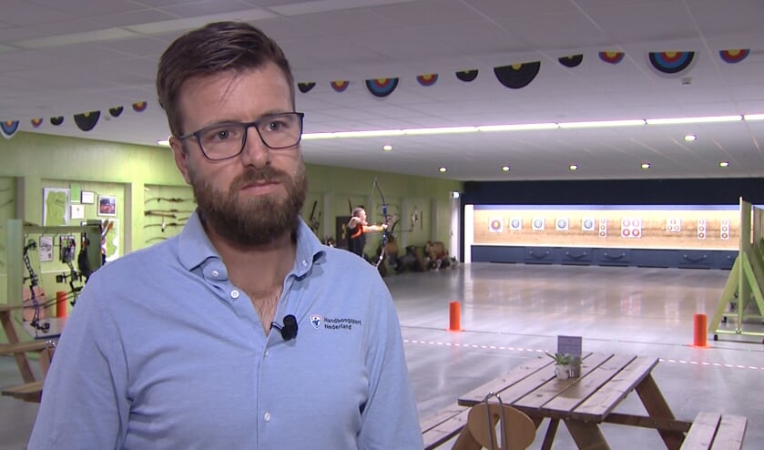 In Sportlicht staat Ron van der Hoff centraal.