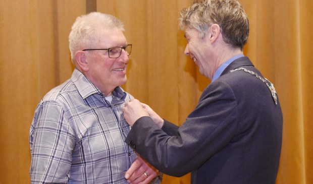 Lintje voor Piet Wienen. Foto Hoedemaekers Venray