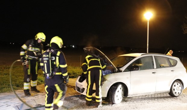 De brandweer rukte uit voor een autobrand op de A73. Foto: SK-Media.