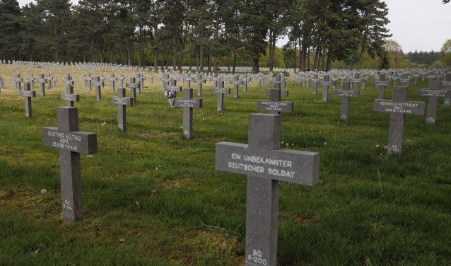 De Duitse militaire begraafplaats in Ysselsteyn ligt aan de Liberation Route Europe.