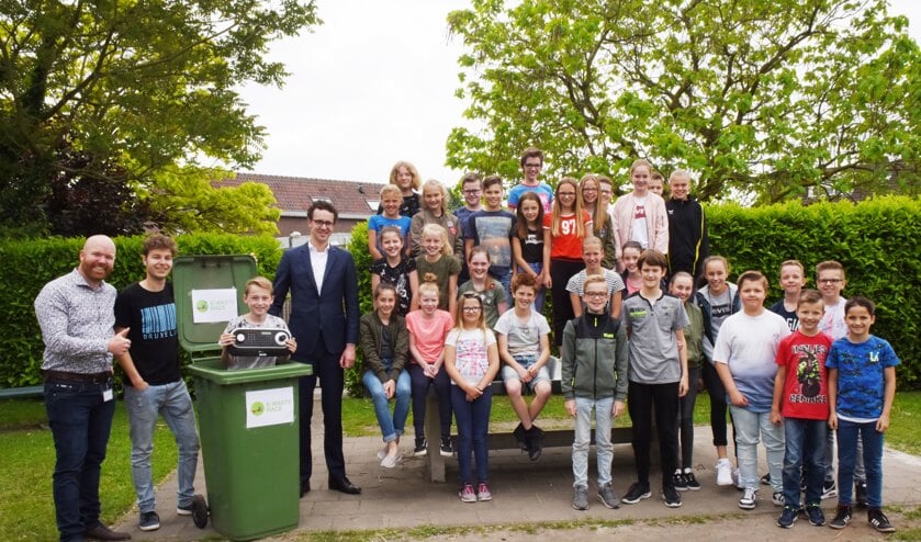 Tien basisscholen uit de gemeenten Peel en Maas, Horst aan de Maas en Venray strijden tegen elkaar tijdens de E-waste Race.