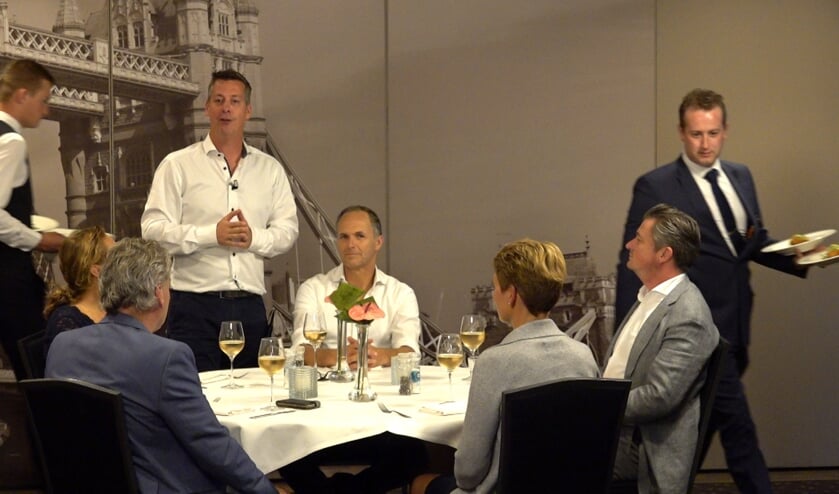 Rob van Lieshout presenteert het programma Venray in bedrijf.