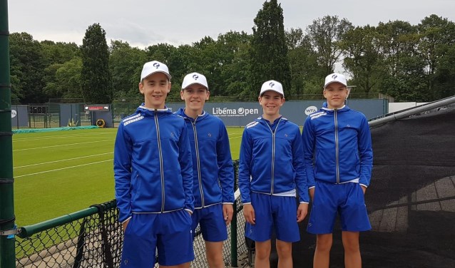Op de foto van links naar rechts: Daan Koppers, Tim van den Berg, Quinten Donders en Mees Strous.