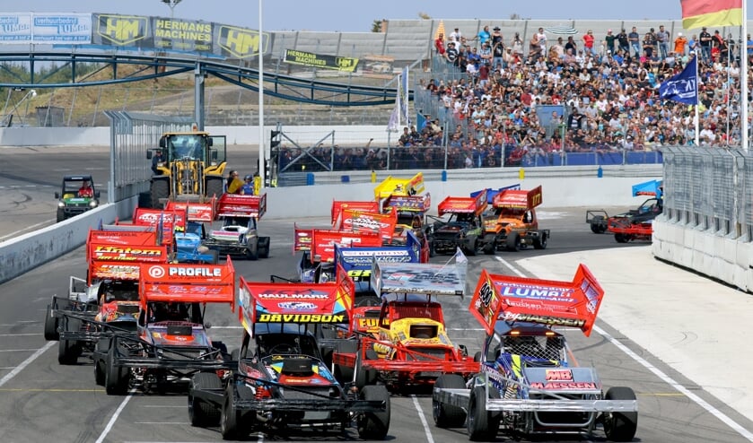 Raceway Venray staat komend weekend weer in het teken van autospeedway.