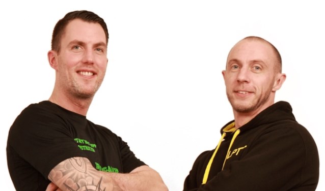 Links Jordi Hotting rechts Michael Looij. Initiatiefnemers van de Run.