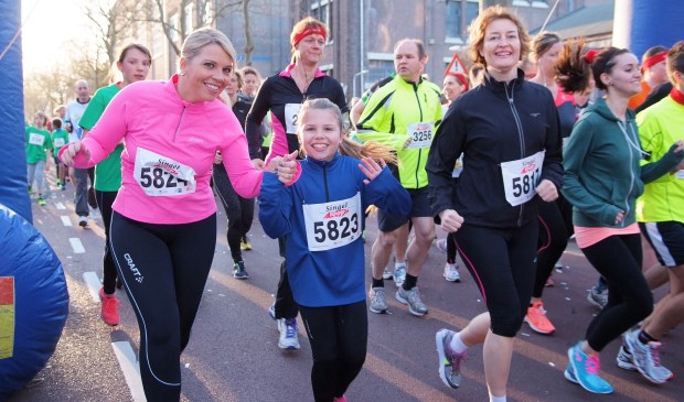 Deelnemers aan de Singelloop in 2015. |Foto: Fotobureau Monica van der Stap.