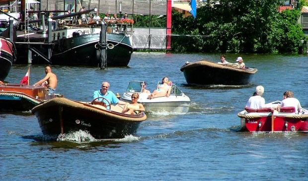 Drukte op het Galgewater.