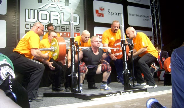 Bij Sportcentrum Langedijk vindt de NK Powerliften plaats.