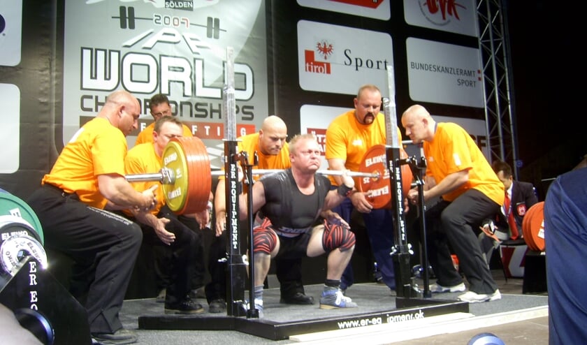 Bij Sportcentrum Langedijk vindt de NK Powerliften plaats.