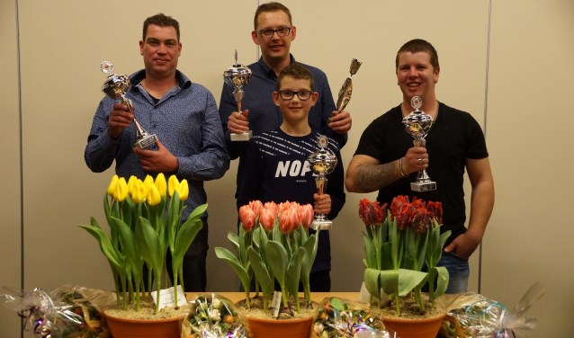 De vier prijswinnaars; Maurits Koeman, Ronald Mes, Lars Mes, Roel Kaagman.