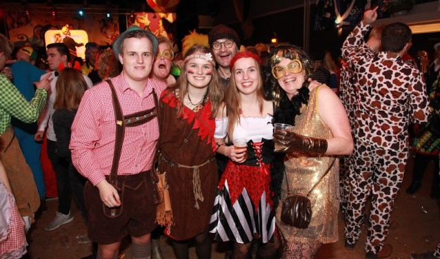 Gemaskerd bal in De Nieuwe Doelen
