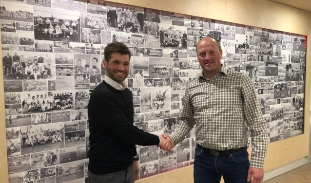 Arjen Zwaan (links) met Hoofd Technische Zaken Joery Hauzendorfer (rechts).