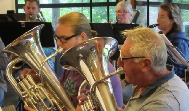 Muziekvereniging Excelsior geeft een themaconcert.