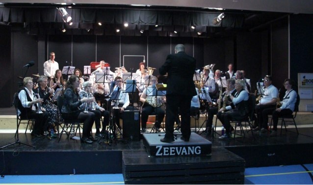 Zeevangsfanfare in concert