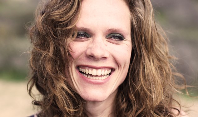 Zangeres Niki Jacobs brengt een ode aan de joodse singer-songwriters en popmuziek-iconen van deze eeuw.
