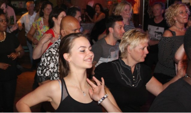 Salsa leren kan iedereen.