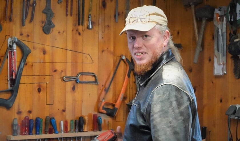 Jannes neemt graag de tijd om zijn handen uit de mouwen te steken bij de stichting.
