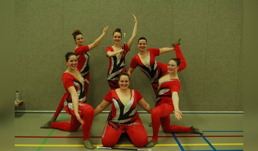 Twirlen is een combinatie van dans, techniek en show.