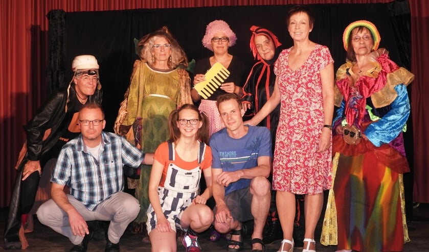 PostiljoenTheaterProducties speelt de familievoorstelling 'Op Reis'.
