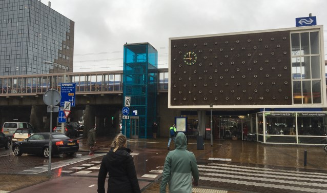 Beperkt verkeer op Station Heemstede.