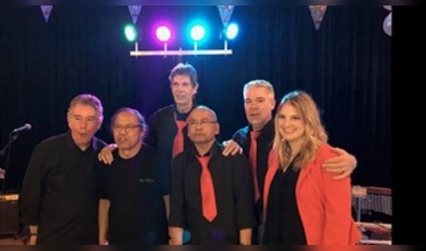 The Scraps staan in het Wapen van Middelie.