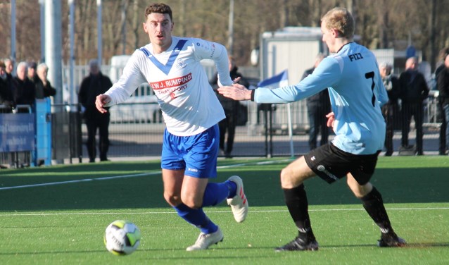 Lefteris Zantman stijlvol in actie.