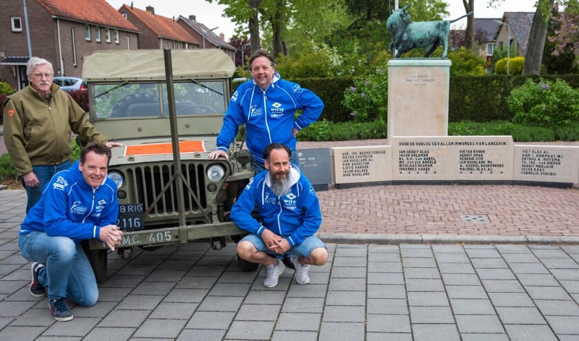 De heer de Blanken van Museum Collectie '39-'45, Joost Naberman, Willem Witte en Mike Jongerius nodigen jong en oud van harte uit de vrijheid te delen op zondag 5 mei!