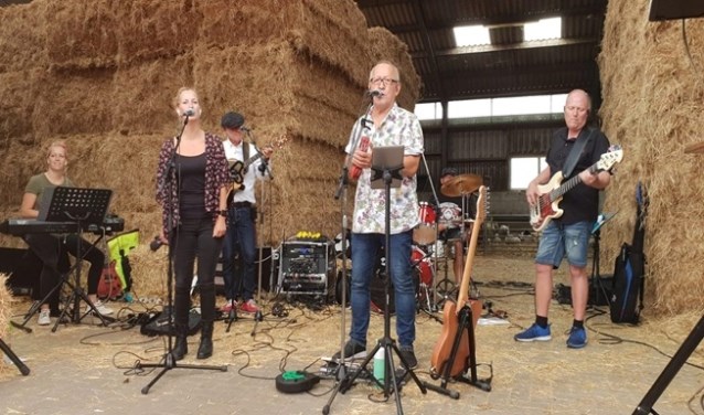Feest- en festivalband Crowded Room.