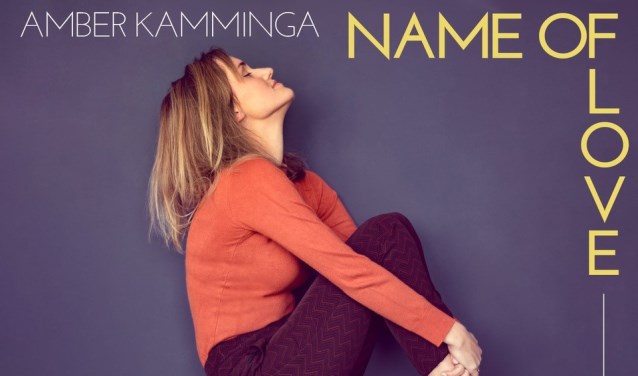 Het nieuwe album van de Waardse singer-songwriter Amber Kamminga.