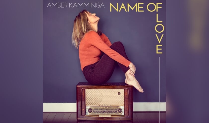Het nieuwe album van de Waardse singer-songwriter Amber Kamminga.