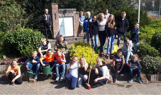 Oorlogsmonument klaar voor 4 mei herdenking.