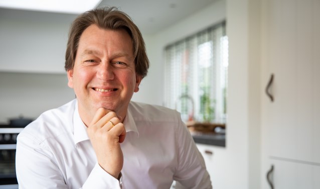 Jelle de Boer, voorzitter van Oranjevereniging Bergen is trots op het programma op Koningsdag.