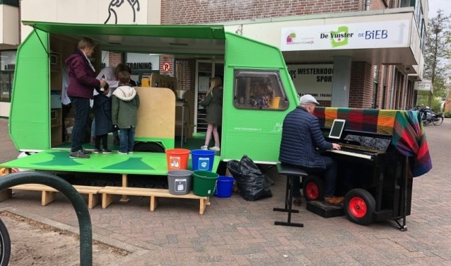 Het Afval-Lab doet Westerkoog aan.