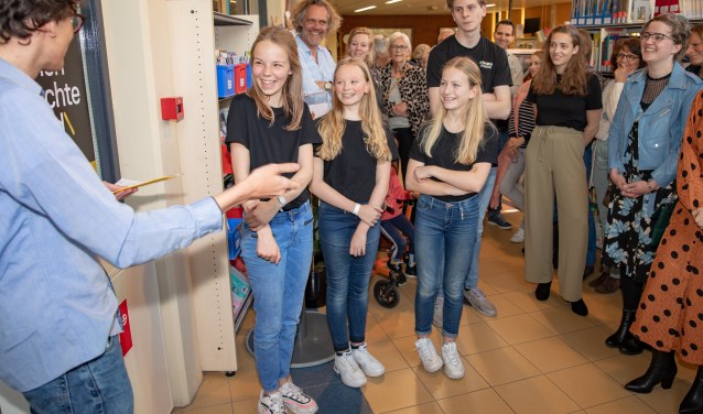 In aanwezigheid van Noa, Robin, Veerle, Doris, Merel, Arnar en Terry werd het pop-up museum geopend.