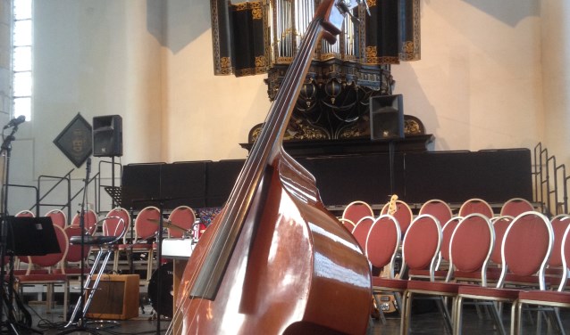 Grote kerk weer decor Matthäus Passion.