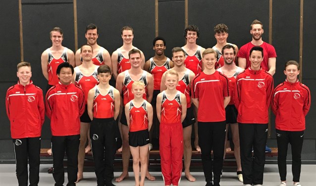 Goud bij NK Clubteams trampoline voor de junioren en senioren A