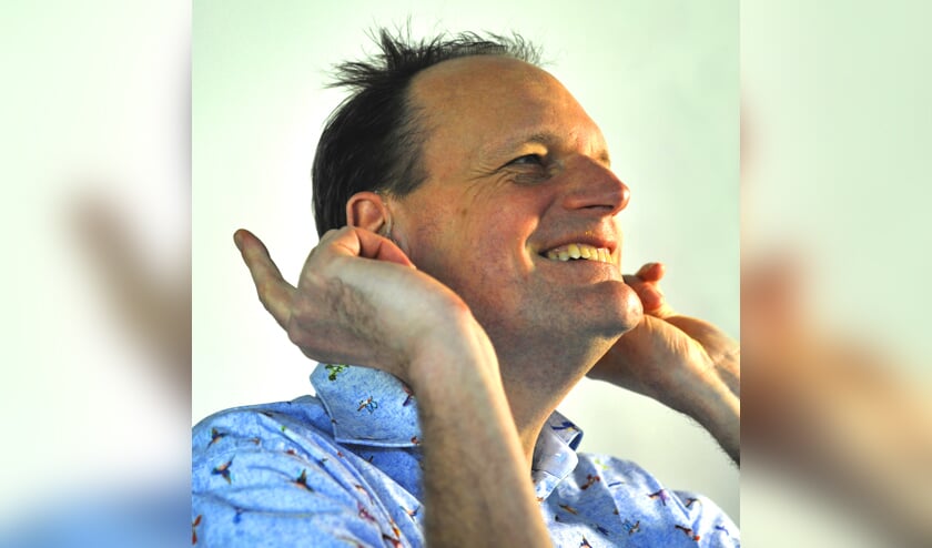 Vincent Bijlo treedt op in Theaterkerk Wadway. Mis zijn voorstelling niet!