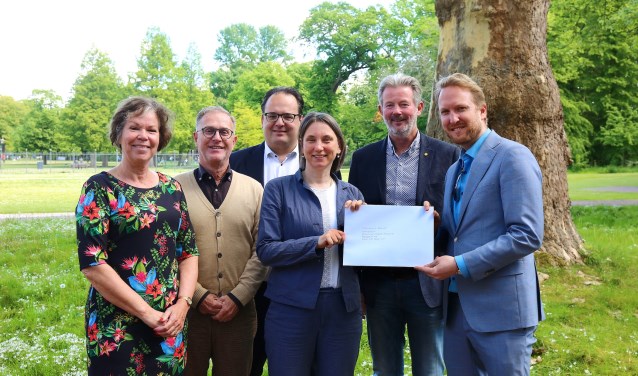 De wethouders Milieu en Gezondheid van de IJmond-gemeentes.