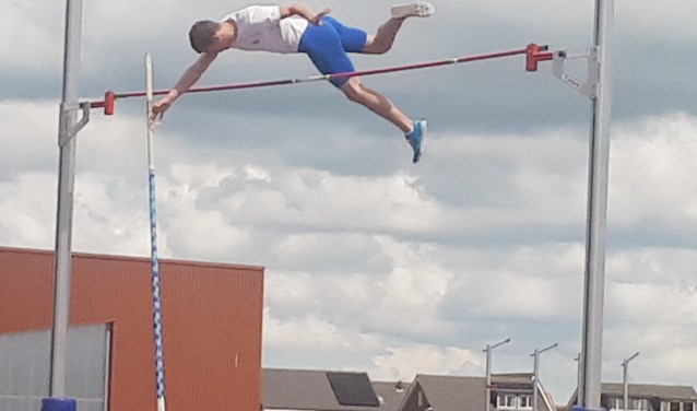 'De vlucht door de lucht' van DEM-atleet Dylan Langeveld.