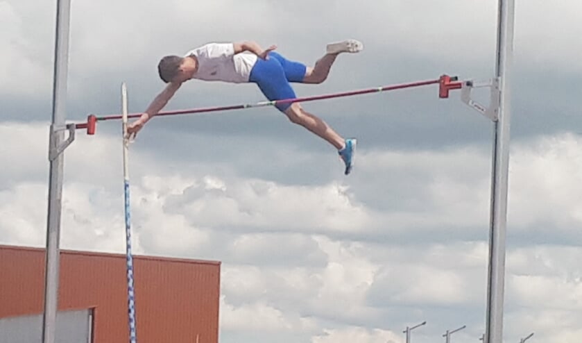 'De vlucht door de lucht' van DEM-atleet Dylan Langeveld.