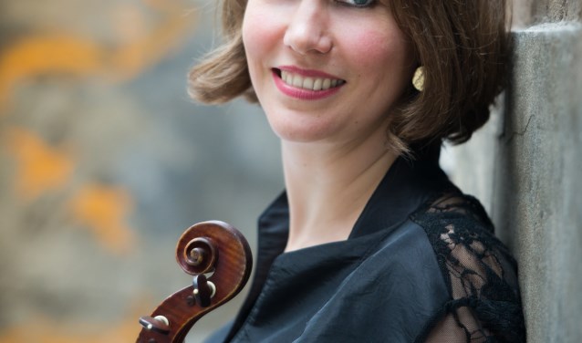 Arwen Salama-van der Burg