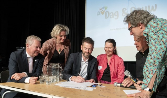 Ondertekening intentieverklaring 'Age friendly cultural city'