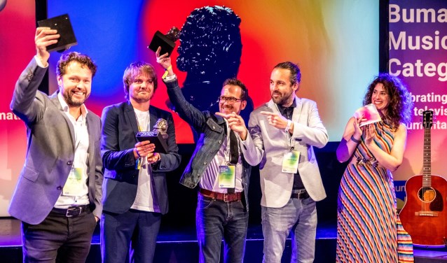 Winnaar Sir Notch (tweede van links, Best Sync in Advertising).