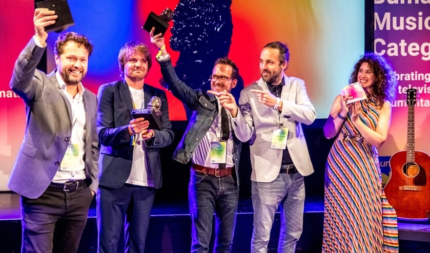 Winnaar Sir Notch (tweede van links, Best Sync in Advertising).