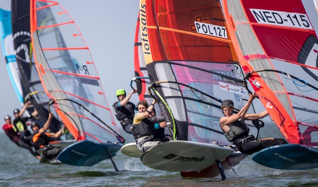 Spektakel tijdens Regatta Medemblik.