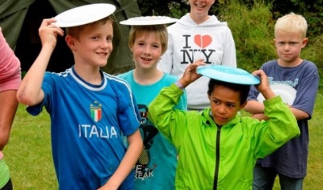 Kinderen bouwen tijdens de vakantieweken nieuwe vriendschappen op.