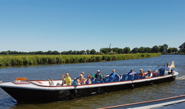 De Broekervaart vaart gratis heen en weer tussen Heerhugowaard en Broek op Langedijk.