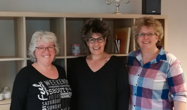 Nancy Wagenveld, Yvon Somsen en Tanja Harlaar (beheerder WSP de Lindehof)