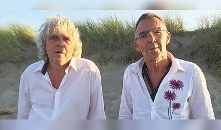 Jaap Dros en Jan Kühne treden op in het kerkje van Schagerbrug.