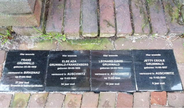 Onthulling gedenkstenen in Den Helder.